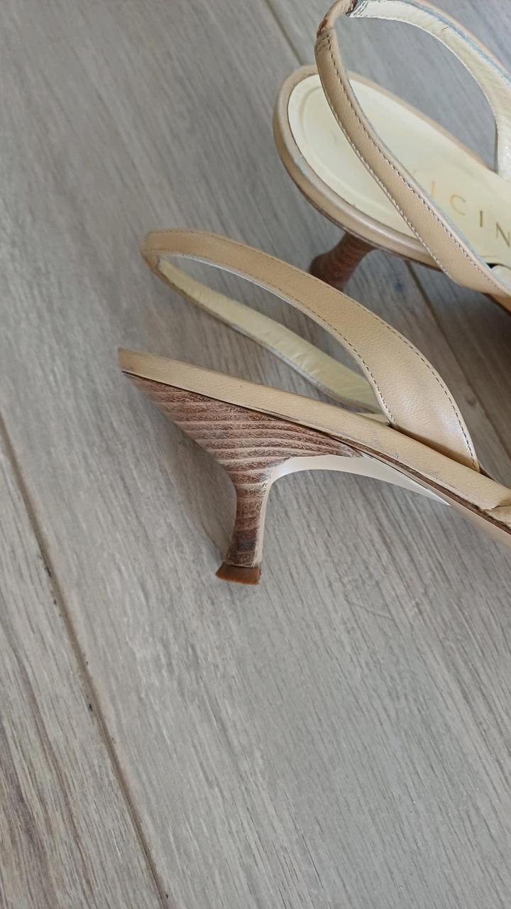 Продаю туфли