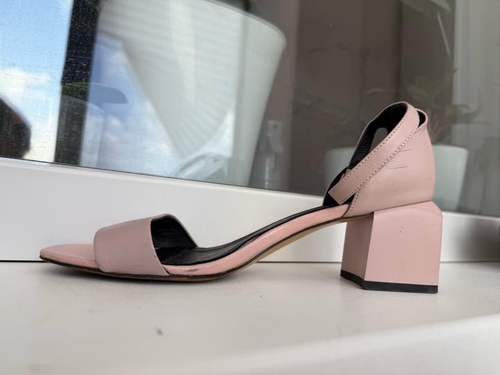 Босоножки Respect