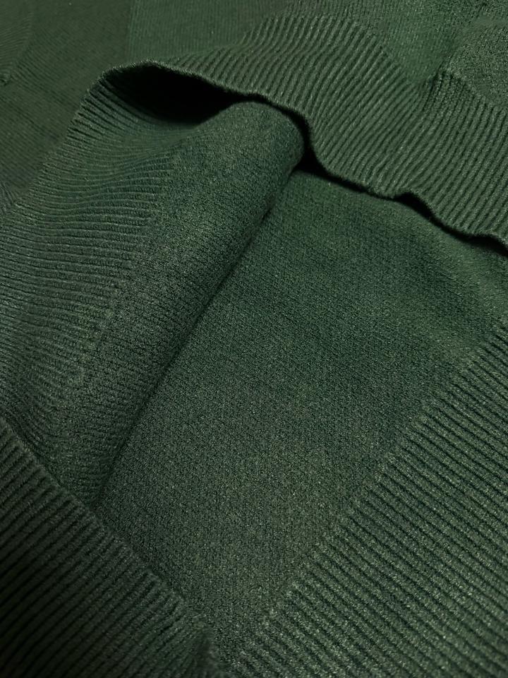 Свитер женский