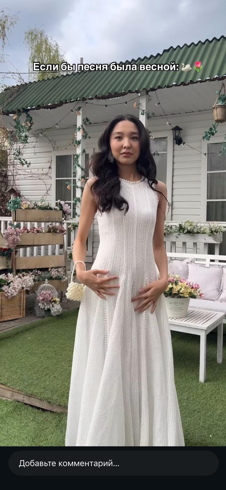 Белое платье от Chanel