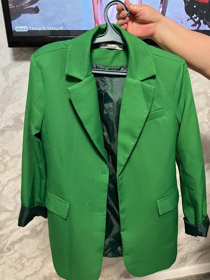 Пиджак кастюм свободного кроя