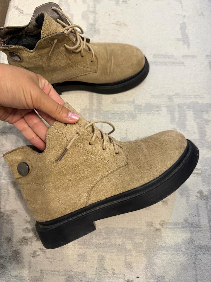 Отдам все обуви за 18.000 тг