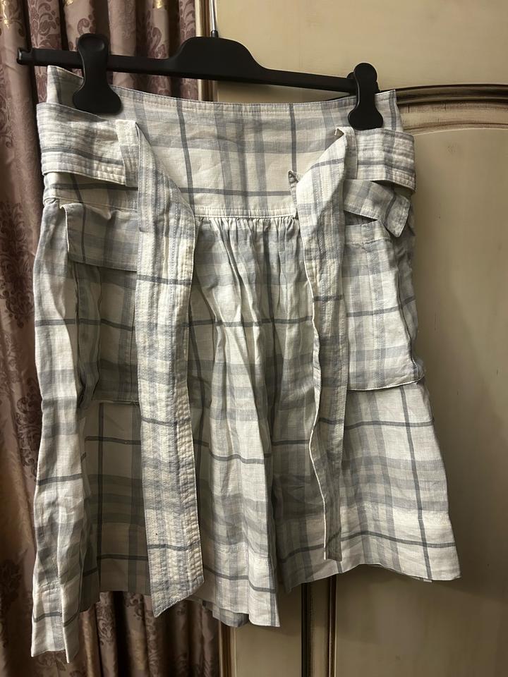Серо-белое клетчатое Burberry юбка