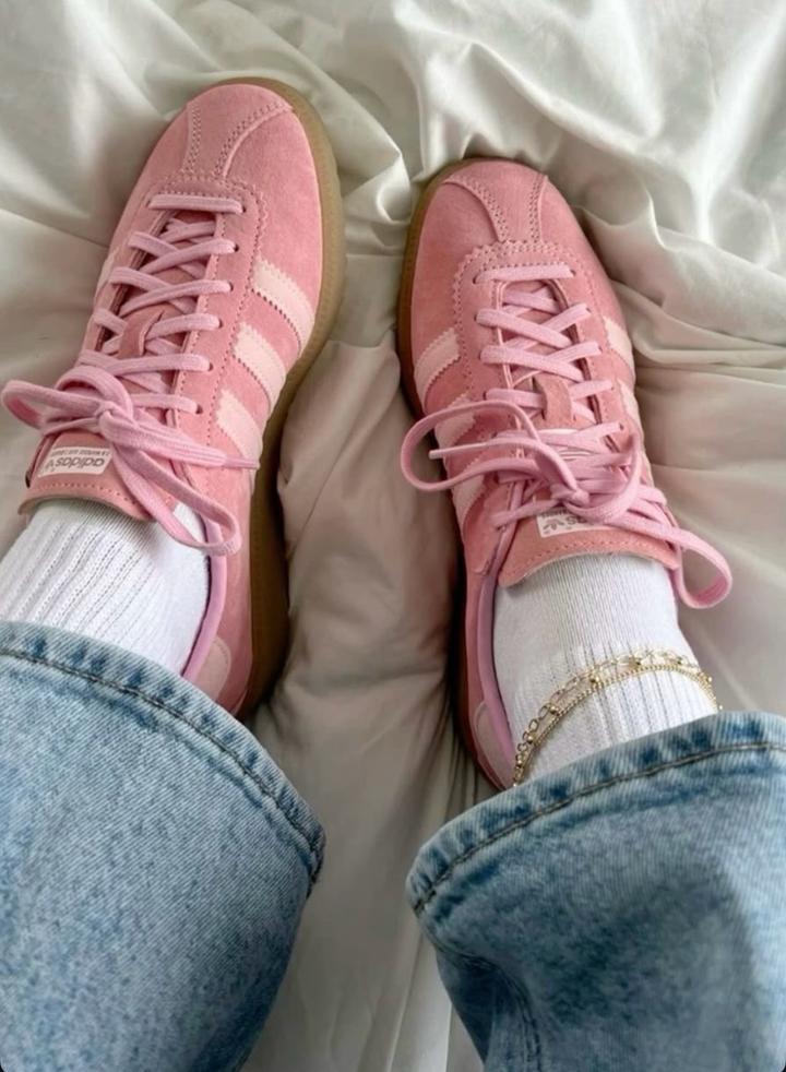 Кроссовки Adidas