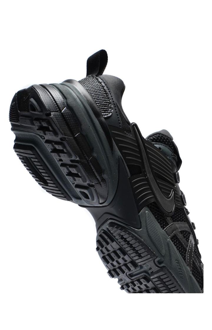 Кроссовки Nike V2K RUN