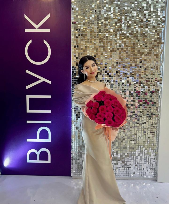 Вечернее платье