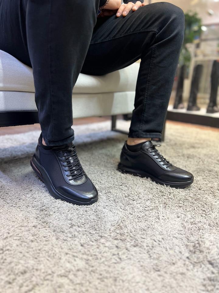 Кроссовки Prada