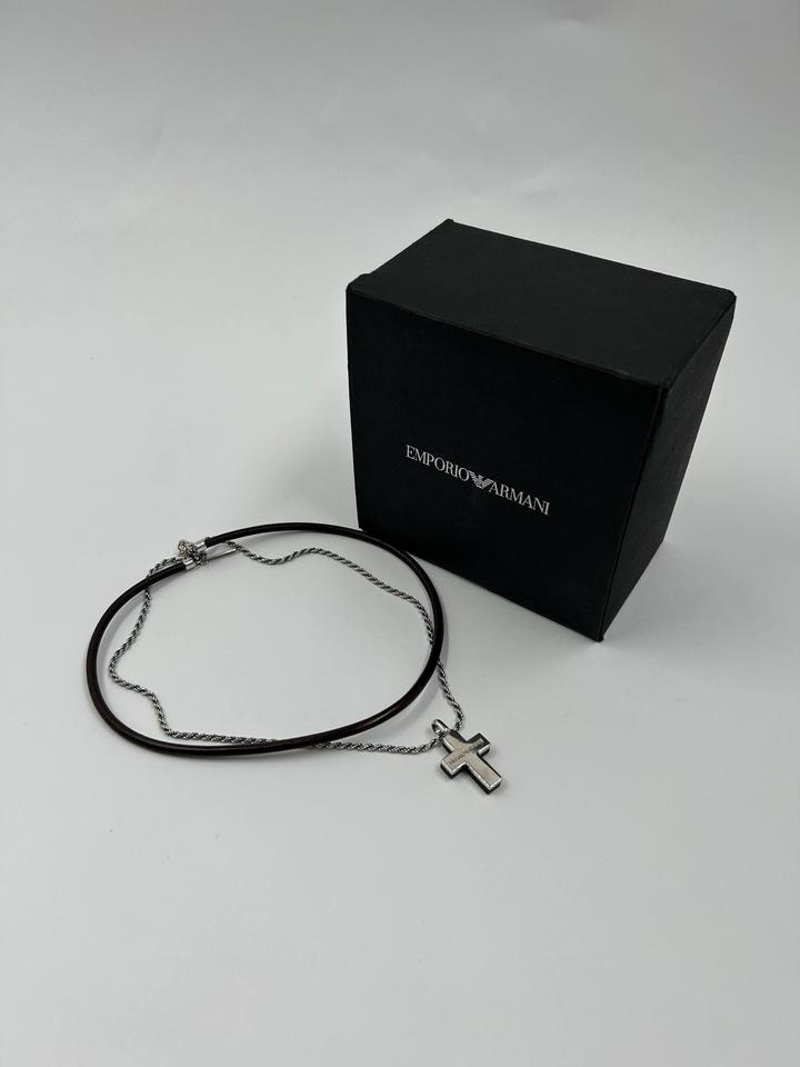 Armani подвеска