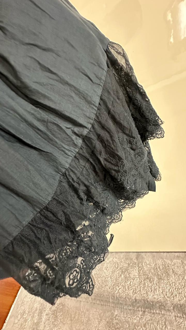 Шикарная удлиненная футболка оригинал с бутика Карл Лагерфельд