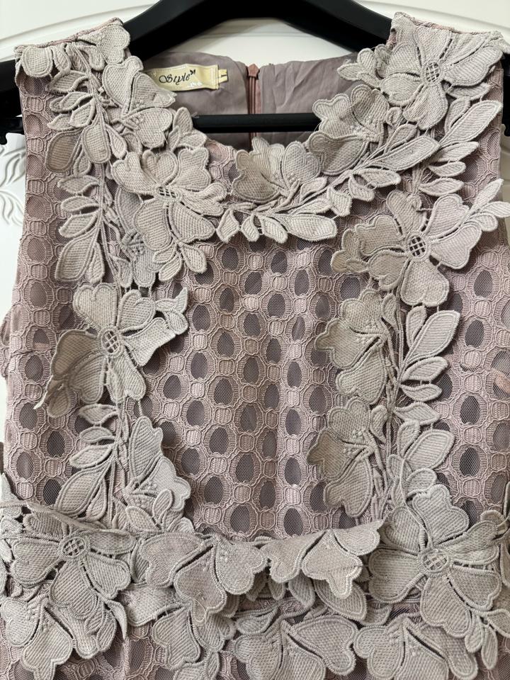 Платье коктейльное