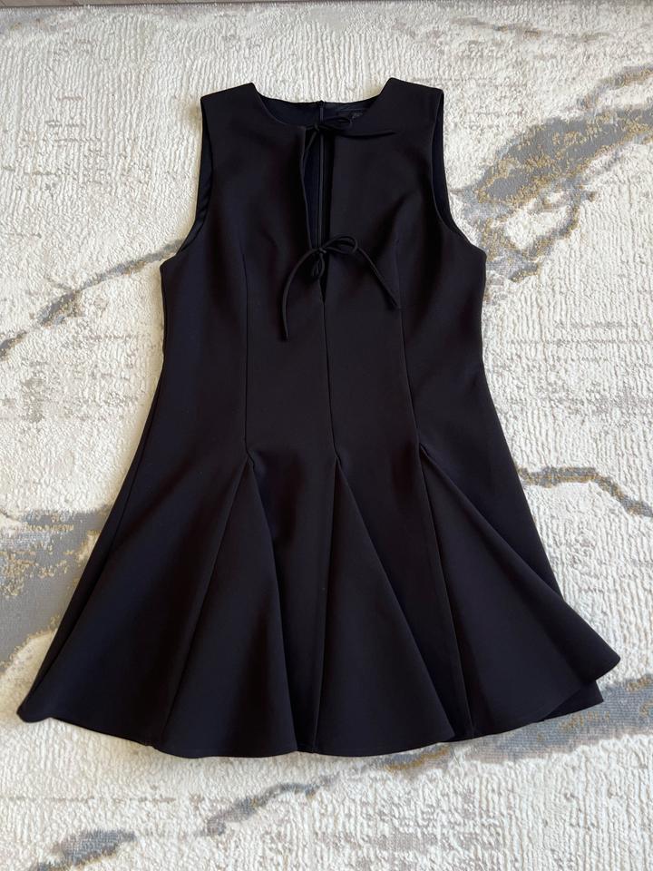 Черное платье Zara