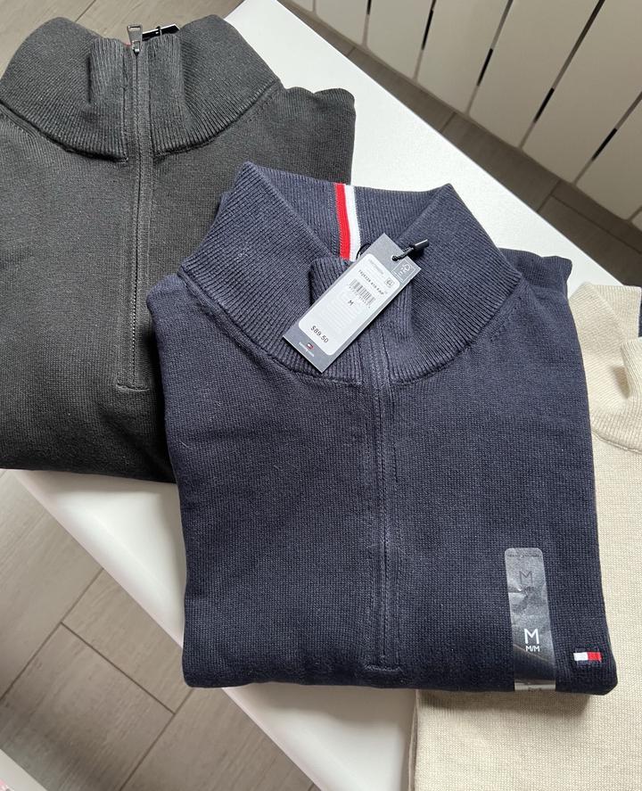 Свитера Томми Хилфигер