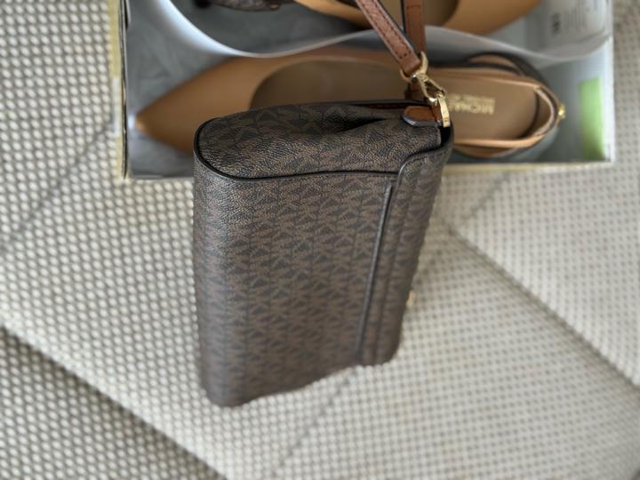Сумка кросс боди Michael Kors