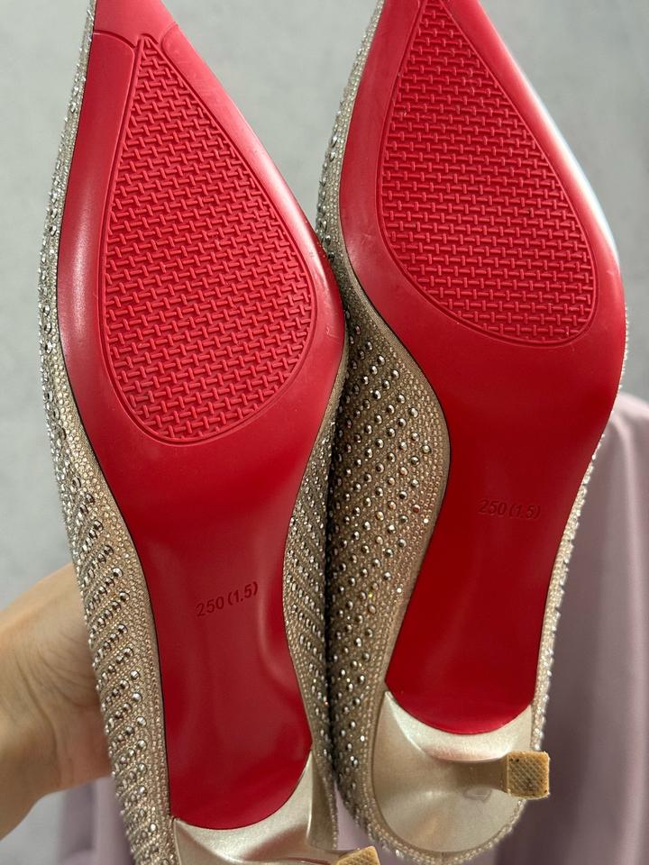 Женские туфли