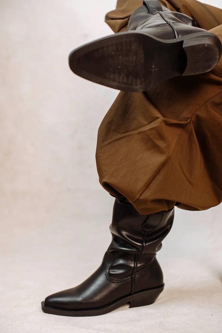 Кожаные казачки