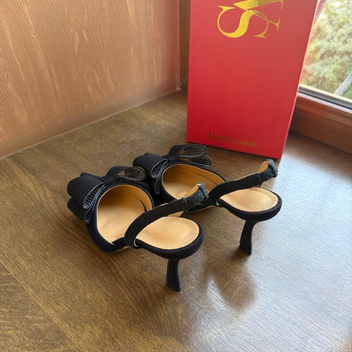 Новые босоножки Victoria's Secret