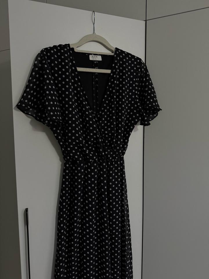 Платье длинное в горошек