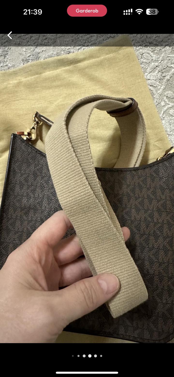 Оригинал в идеальном состоянии, заказ с офиц магазина