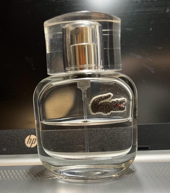 Туалетная вода Lacoste.