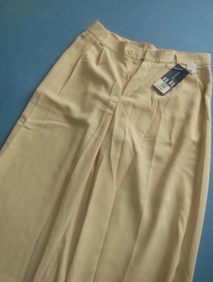 Бежевые брюки