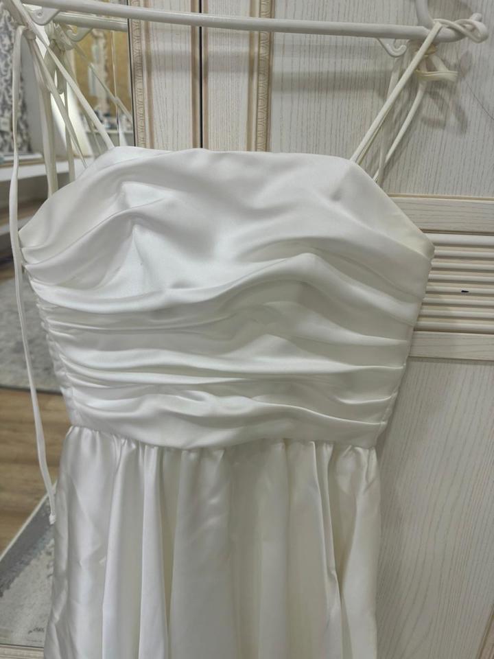 белое платье