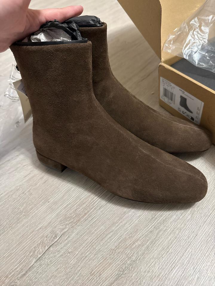 Продаю ботильоны