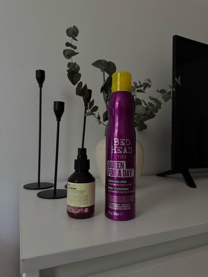 Средства для объема волос Tigi Queen for a day и Insight