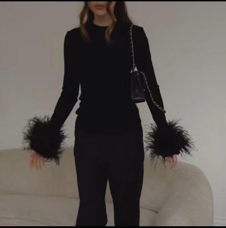 Продам лонгслив Malli