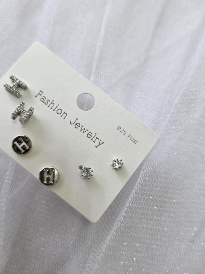 Набор сережек