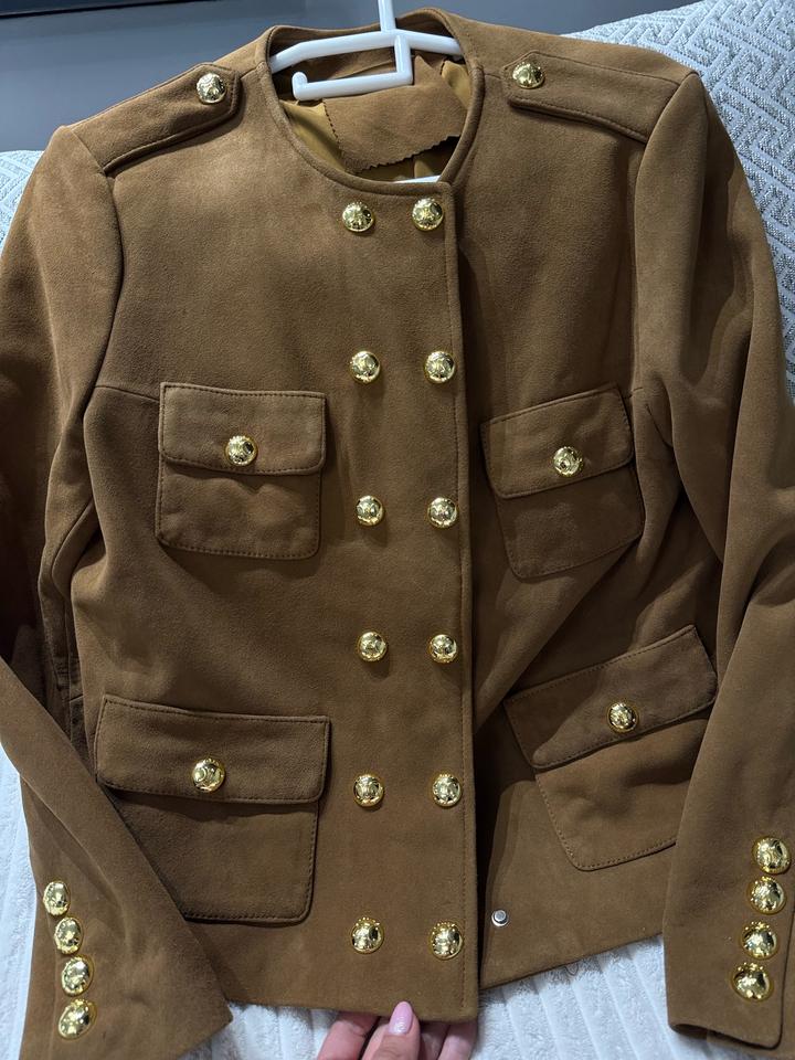 Натуральная замшевая куртка