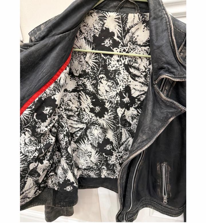 Кожаная куртка