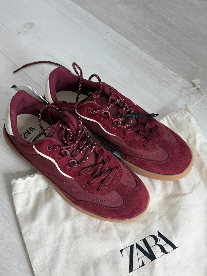 Кроссовки Zara новые