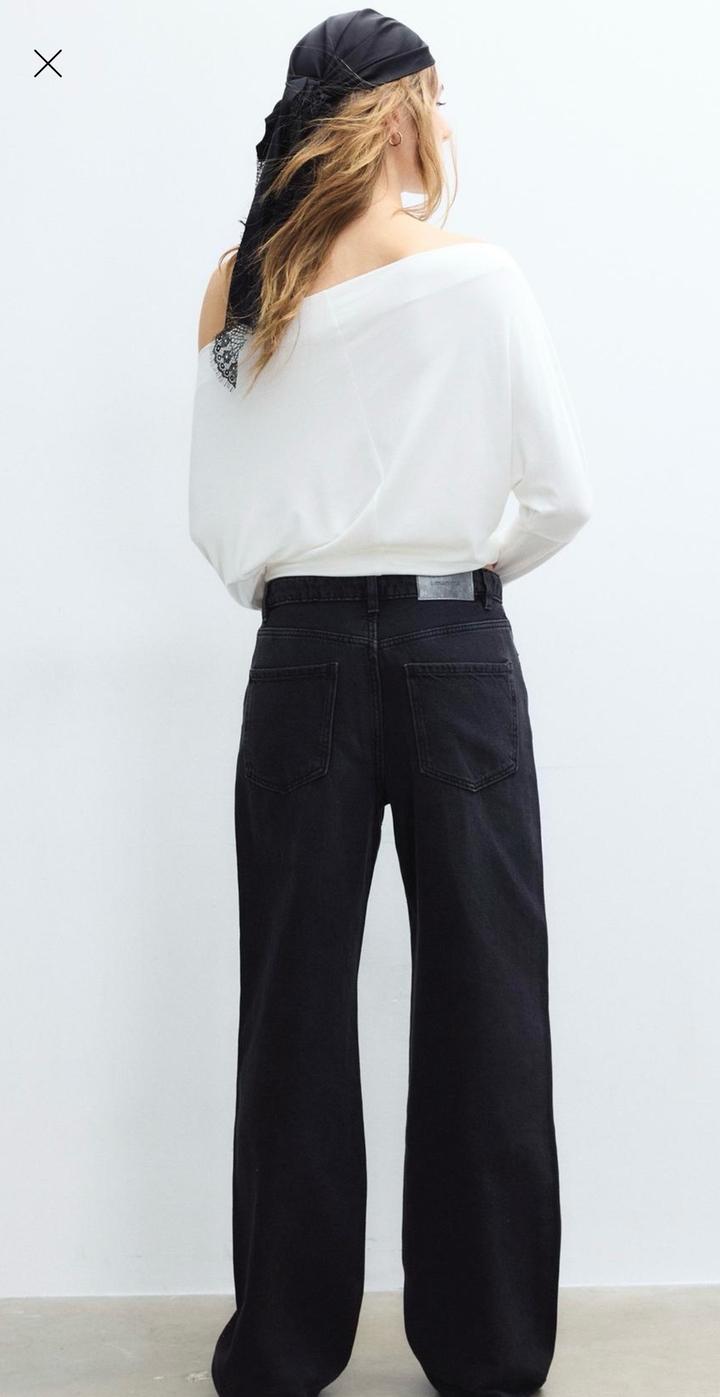 Джинсы Stradivarius