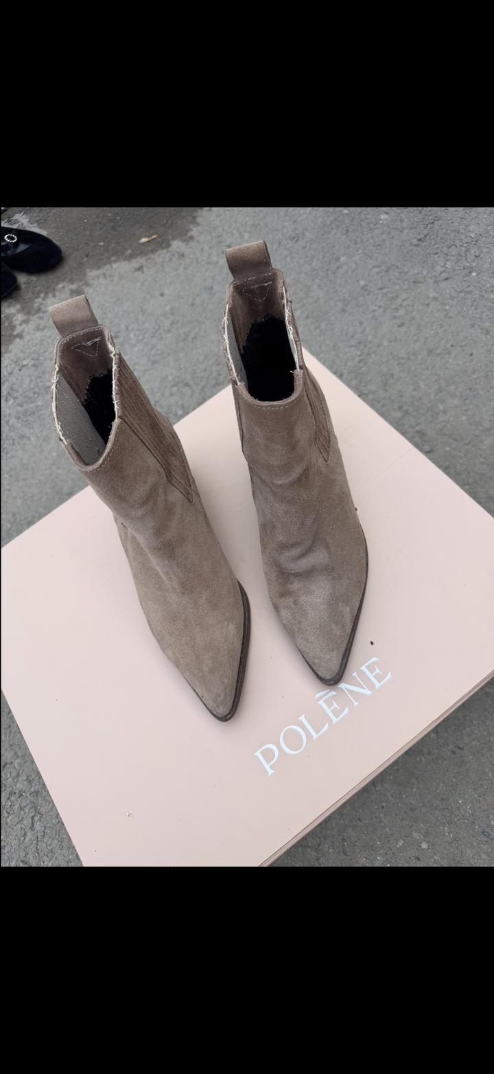 4 пары за 20000 тг