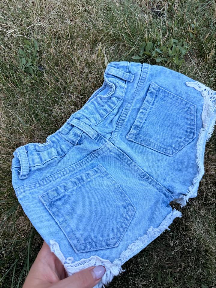 Джинсовые шорты 7-8 лет denim&co