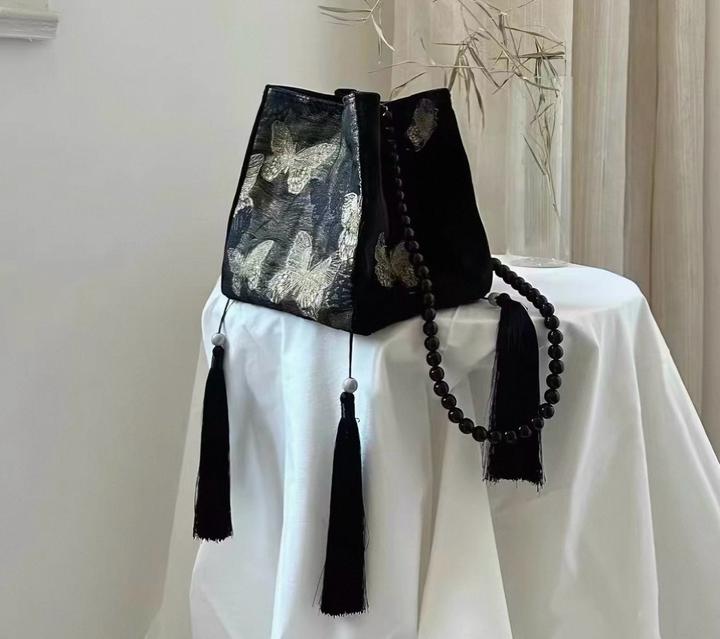 Безумно красивая сумочка