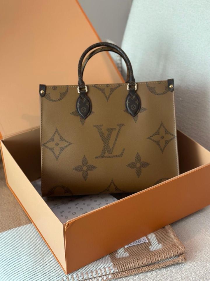 Сумка лв квадрат