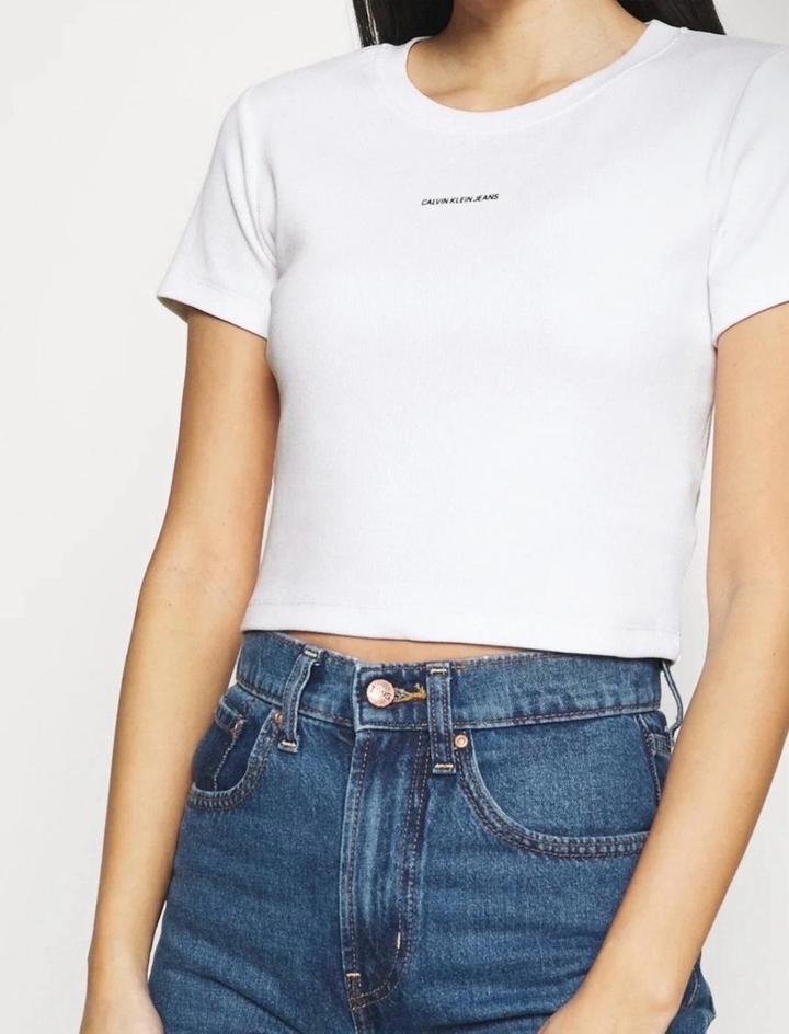 Топ Calvin Klein