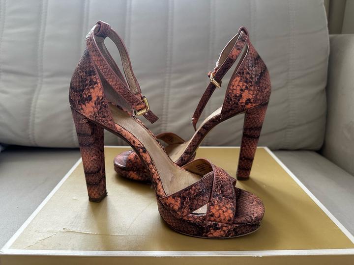 Босоножки Michael Kors