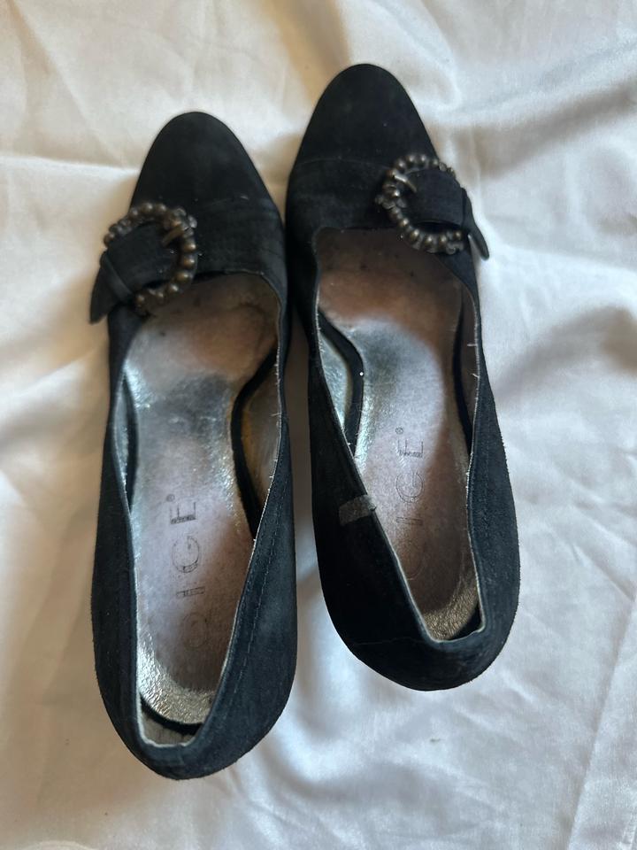 Винтажные туфли в классическом стиле 🤍