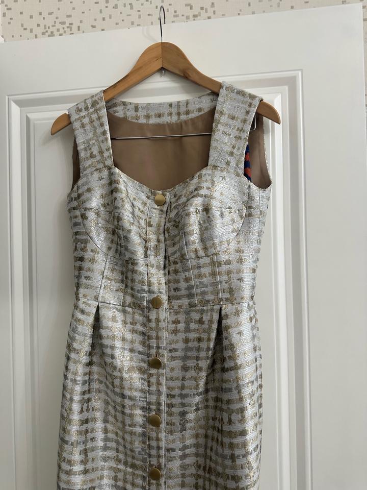 Продается платье