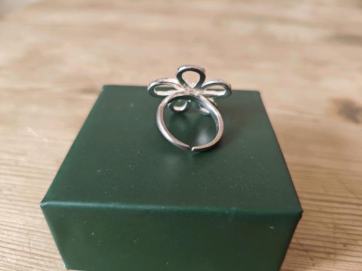 Серебряное кольцо Offbeat