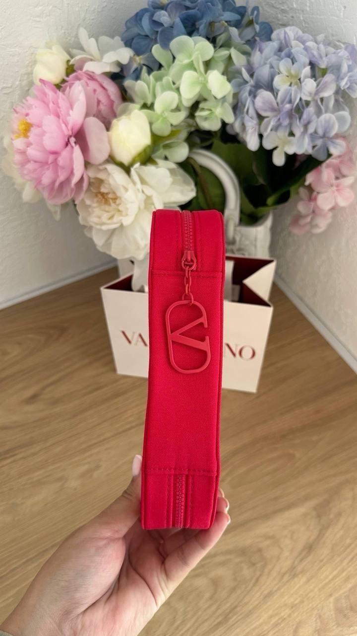 Косметичка Valentino
