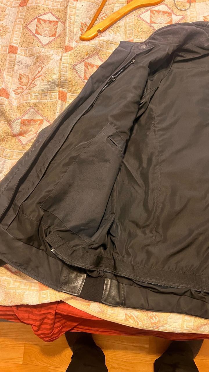 Кожанная мотоциклетная куртка 56 размера