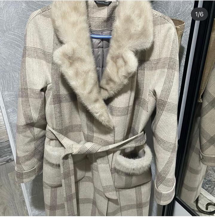 Пальто с норковыми ставками