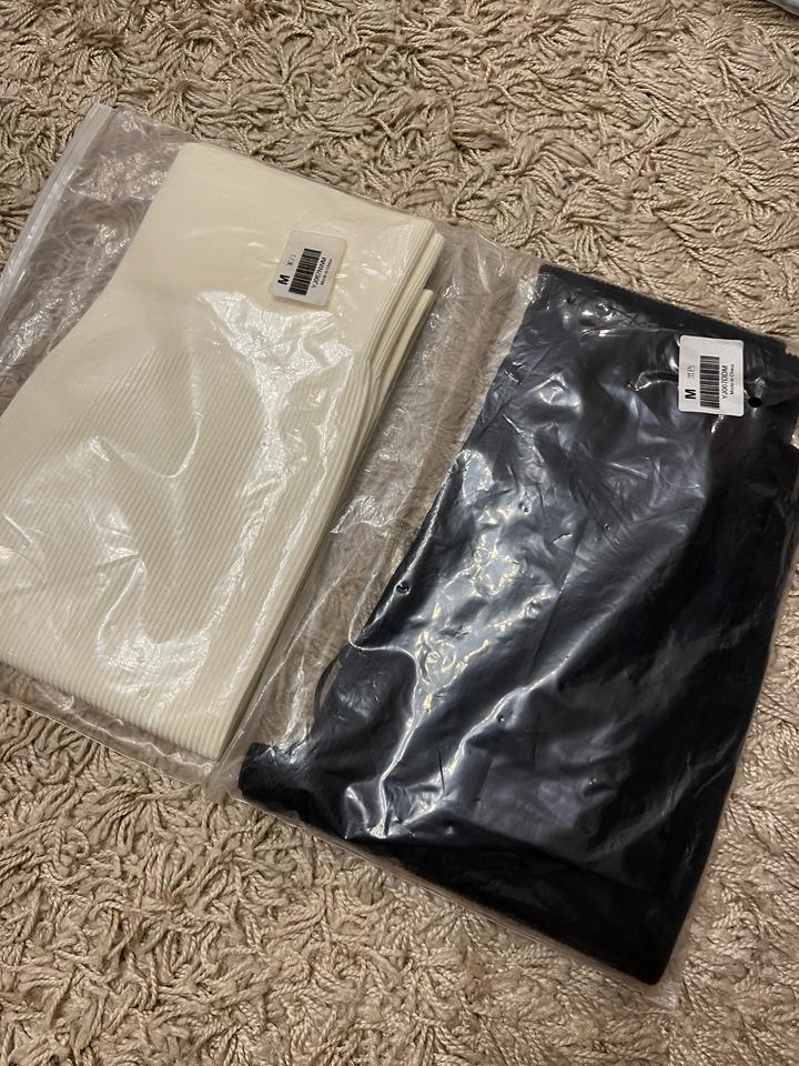 Леггинсы в рубчик размер S/M. Новые, в упаковке