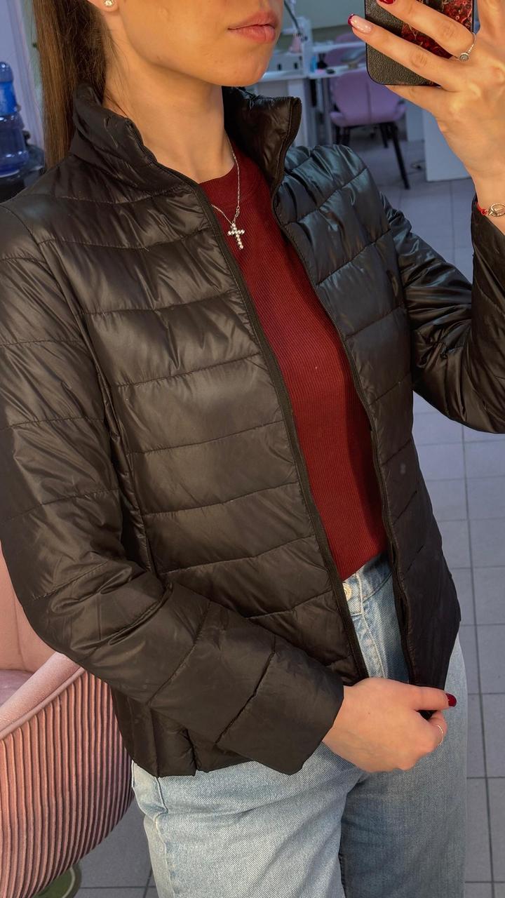 Тонкая курточка Uniqlo