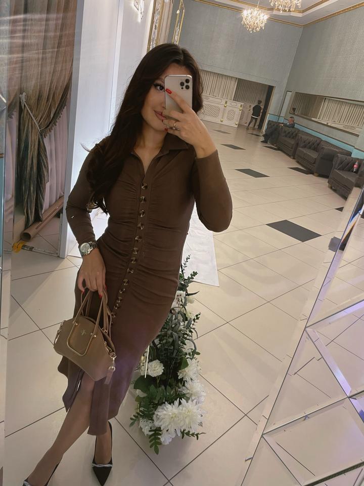 Коричневое платье