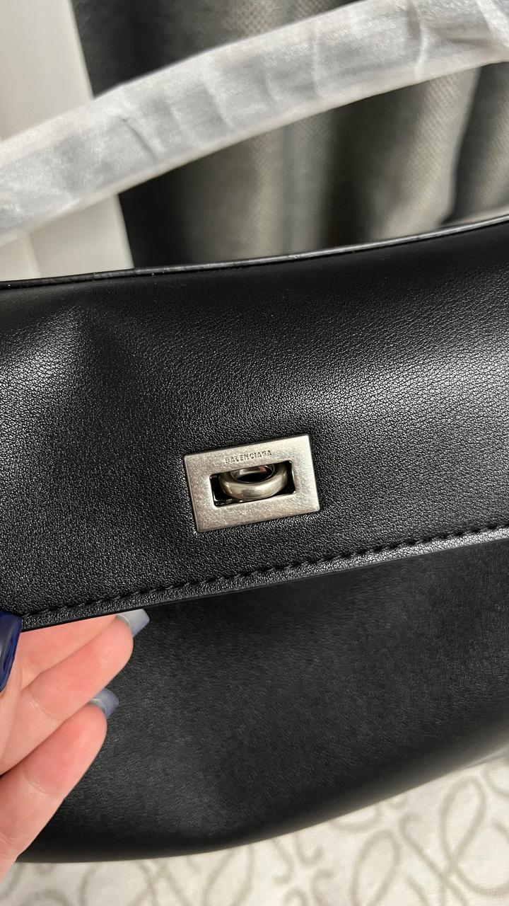Сумка BALENCIAGA rodeo🤍
