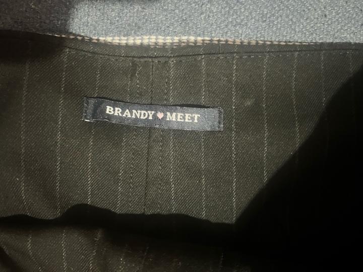 Стильная мини-юбка в полоску. Плотная ткань, низкая посадка